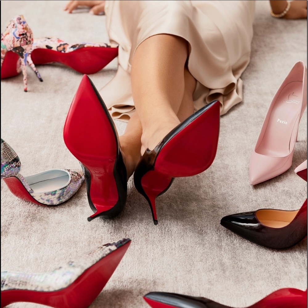 Christian Louboutin Pigalle Follies Leather Pumps Stilettos Heels size 6.5